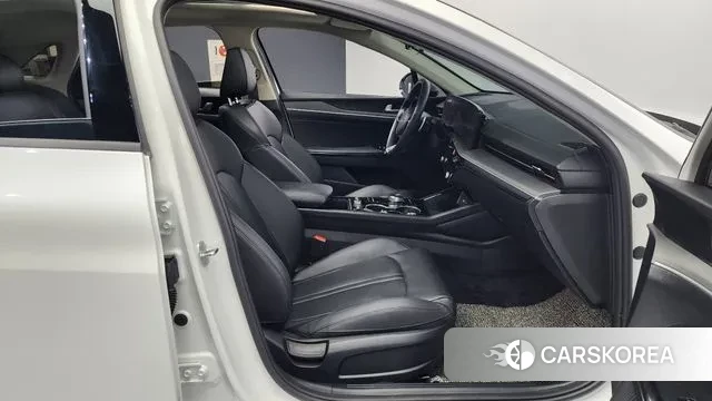 Kia The New K5 3rd generation 2023 Белый из Кореи, фото 2