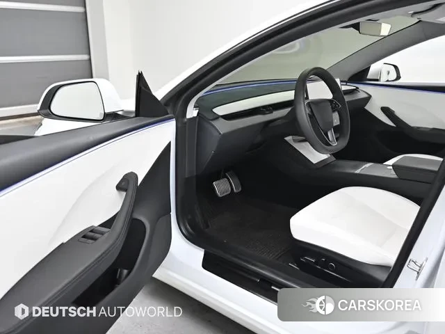 Tesla Model 3 2024 Белый из Кореи, фото 2