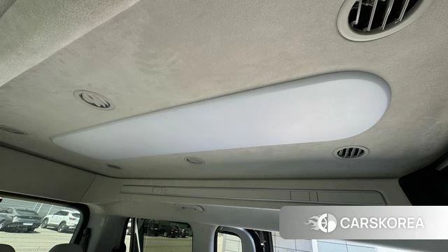 Hyundai Staria 2023 Черный из Кореи, фото 2