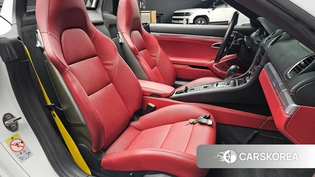 Porsche 718 Boxster 2023 Белый из Кореи, фото 2