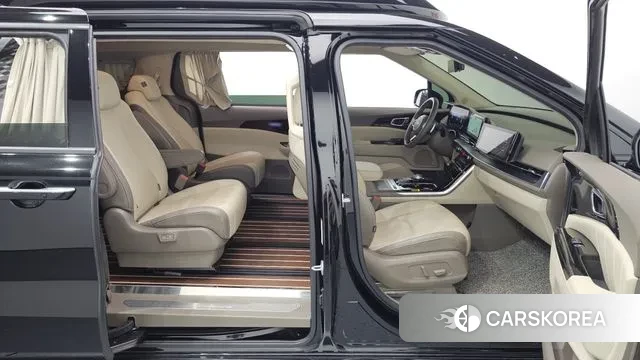 Kia Carnival 4th generation 2023 Черный из Кореи, фото 2