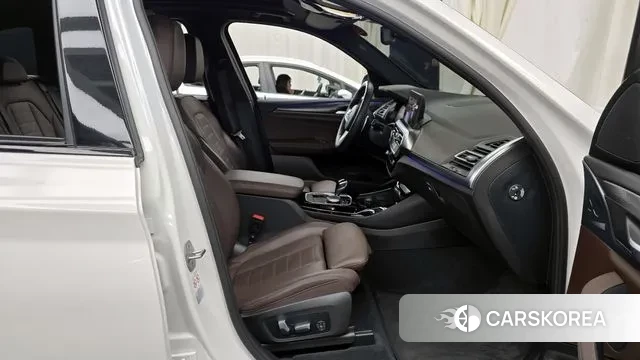 BMW X3 (G01) 2023 Белый из Кореи, фото 2