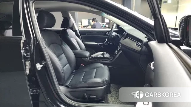 Kia K7 Premier 2021 Черный из Кореи, фото 2