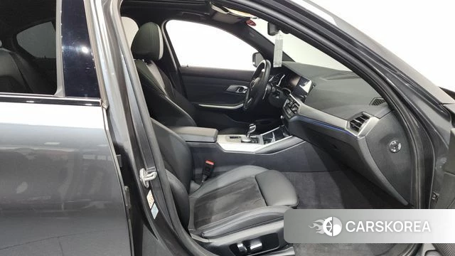 BMW 3 Series (G20) 2021 Серый из Кореи, фото 2