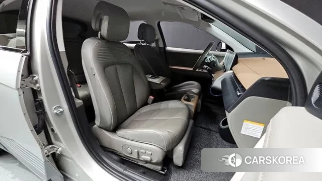 Hyundai Ionic 5 2022 Серебристо-серый из Кореи, фото 2