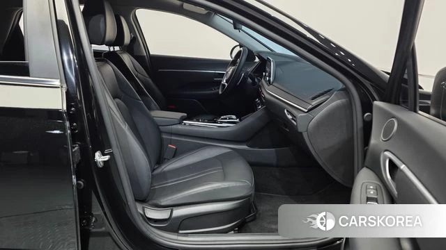 Hyundai Sonata (DN8) 2020 Черный из Кореи, фото 2