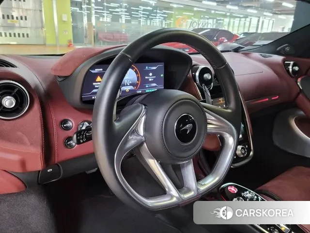 McLaren GT 2022 Черный из Кореи, фото 2