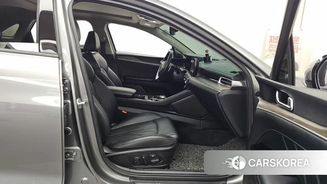 Kia K5 3rd generation 2020 Серебристо-серый из Кореи, фото 2