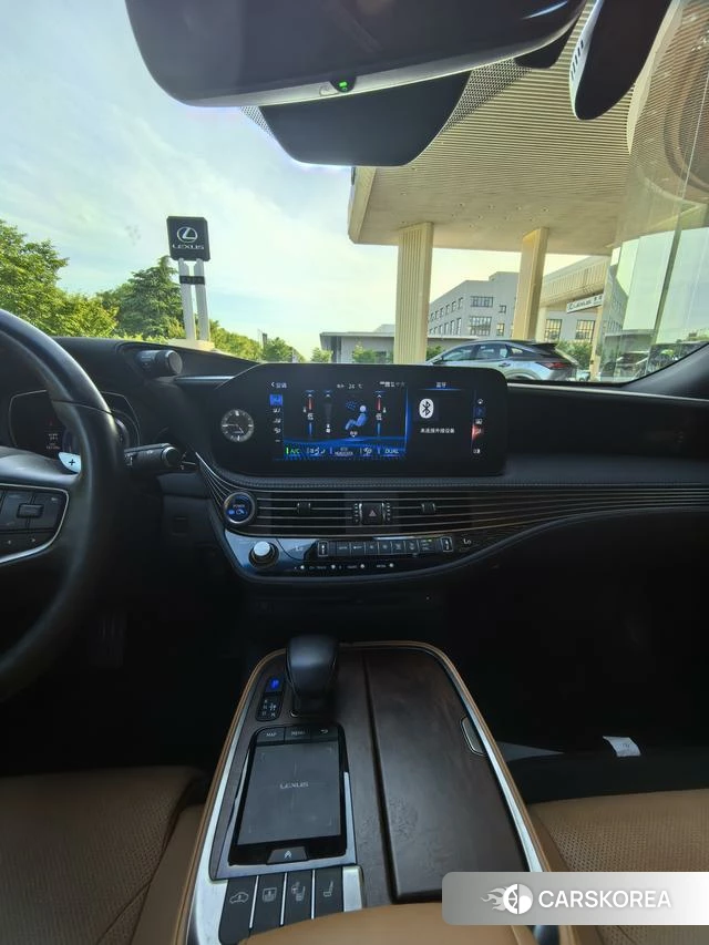Lexus LS 2023 Черный из Китая, фото 2