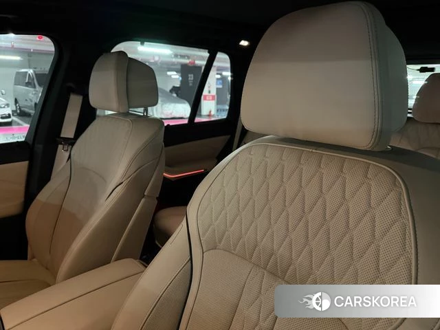 BMW X5 (G05) 2025 Черный из Кореи, фото 2