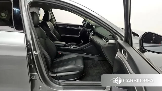 Kia K5 3rd generation 2022 Серебряный из Кореи, фото 2