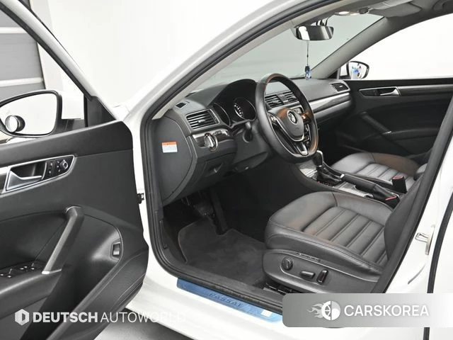 Volkswagen The New Passat 2018 Белый из Кореи, фото 2