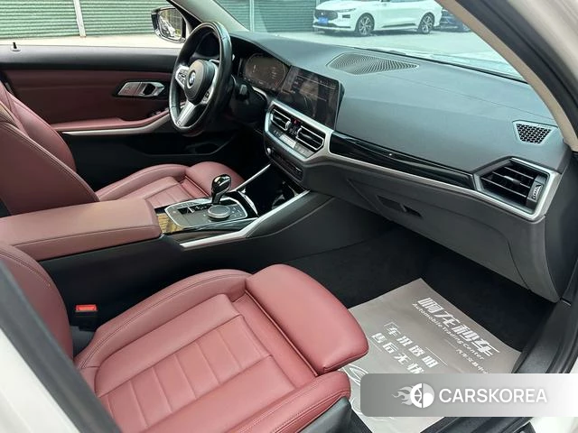 BMW 3 series 2021 Белый из Китая, фото 2
