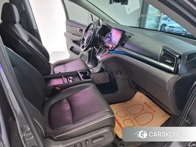 Honda Odyssey 2023 Серый из Кореи, фото 2