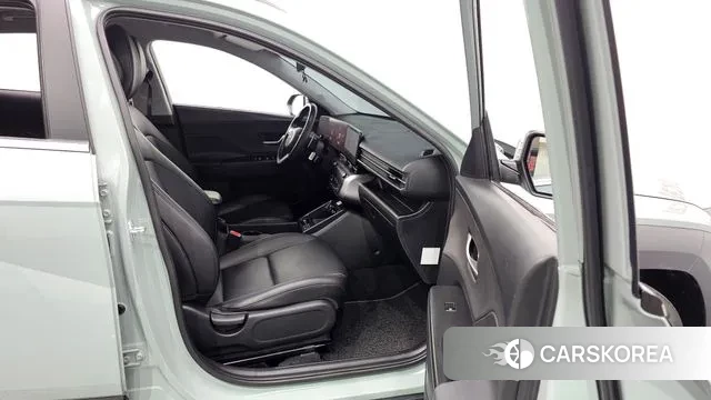 Hyundai Kona (SX2) 2023 Светло-зеленый из Кореи, фото 2