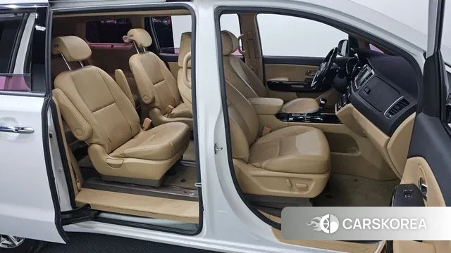 Kia The New Carnival 2018 Белый из Кореи, фото 2