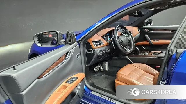 Maserati Ghibli 2018 Синий из Кореи, фото 2