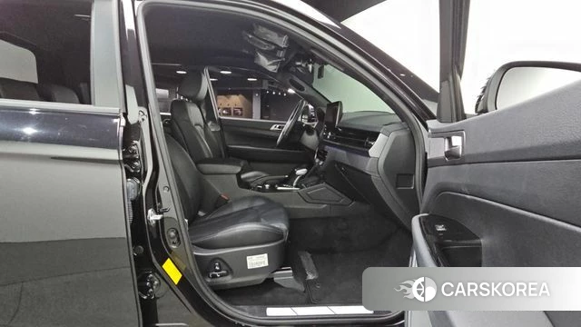 Ssangyong The New Rexton Sport 2024 Черный из Кореи, фото 2