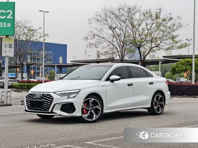 Audi A3 2023 Белый из Китая, фото 2