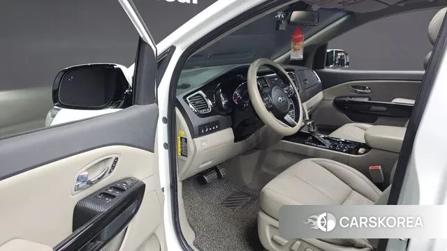 Kia The New Carnival 2018 Белый из Кореи, фото 2