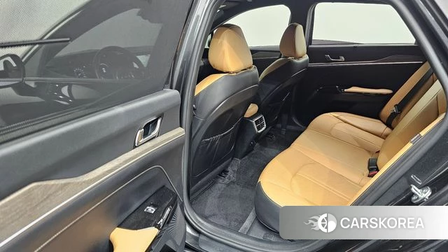 Kia K5 3rd generation 2023 Серый из Кореи, фото 2