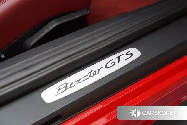 Porsche 718 Boxster 2021 Красный из Кореи, фото 2