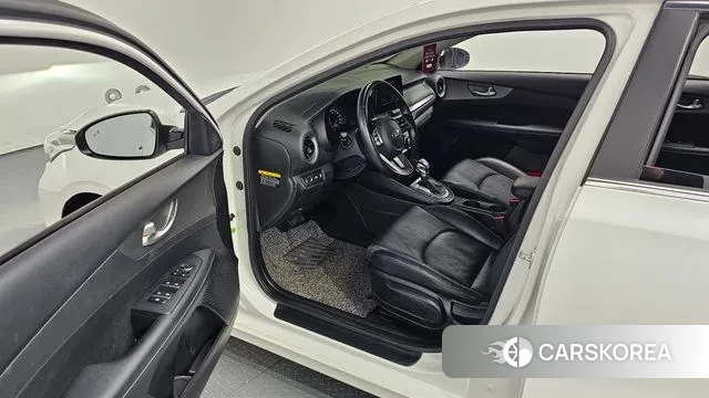 Kia Come New K3 2018 Белый из Кореи, фото 2