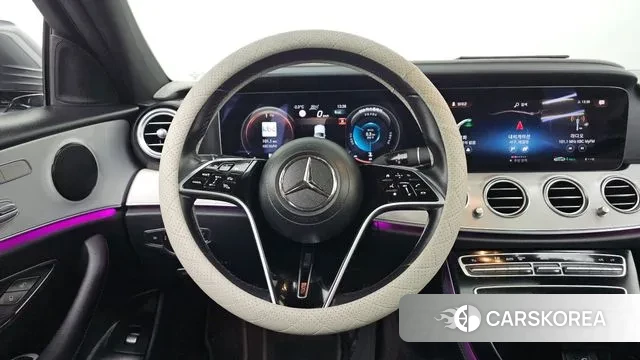 Mercedes-Benz E-Class W213 2021 Серый из Кореи, фото 2