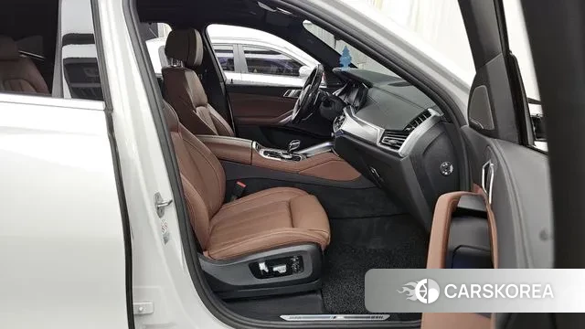 BMW X6 (G06) 2021 Белый из Кореи, фото 2