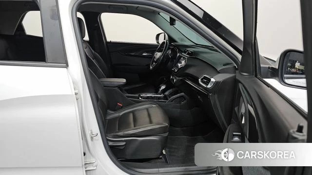 Chevrolet (GM Daewoo) Trailblazer 2022 Белый из Кореи, фото 2