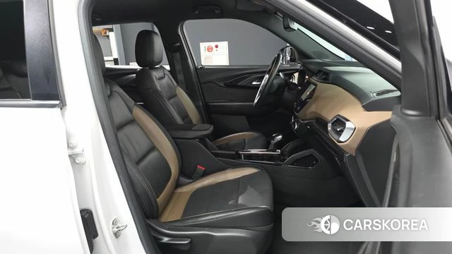 Chevrolet (GM Daewoo) Trailblazer 2021 Белый из Кореи, фото 2