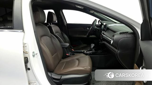 Kia Come New K3 2019 Белый из Кореи, фото 2