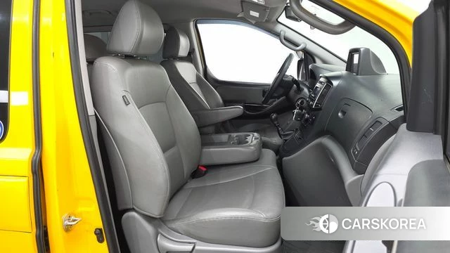 Hyundai The New Grand Starex 2018 Желтый из Кореи, фото 2