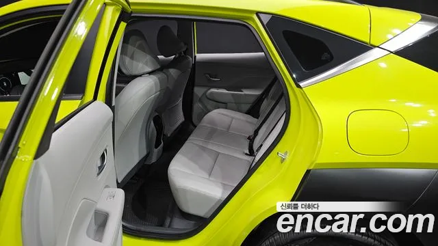 Hyundai Kona (SX2) 2023 Светло-зеленый из Кореи, фото 2