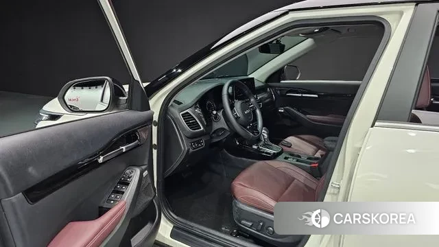 Kia Seltos 2021 Белый из Кореи, фото 2