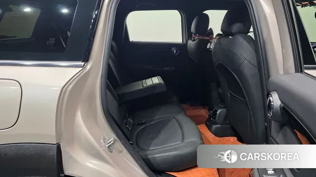 Mini Cooper Countryman 2024 Песочный из Кореи, фото 2