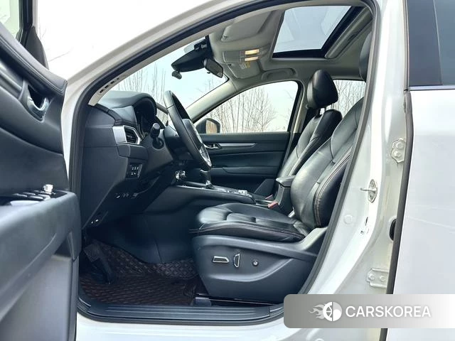 Mazda CX-5 2023 Белый из Китая, фото 2