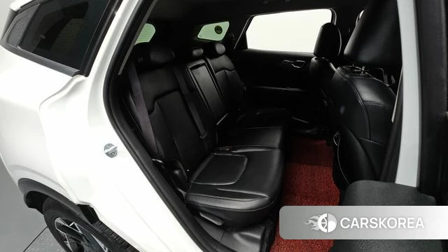 Kia Sportage 5th Generation 2021 Белый из Кореи, фото 2