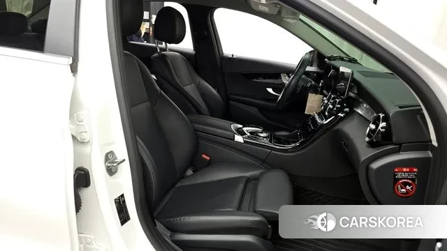 Mercedes-Benz C-Class W205 2020 Белый из Кореи, фото 2