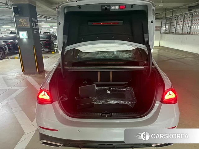 Mercedes-Benz E-Class W214 2026 Серебристо-серый из Кореи, фото 2