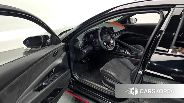 Hyundai The New Avante (CN7) 2023 Черный из Кореи, фото 2