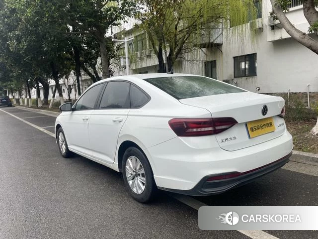 Volkswagen Lavida 2022 Белый из Китая, фото 2