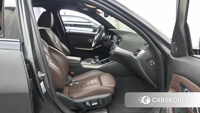 BMW 3 Series (G20) 2019 Серый из Кореи, фото 2