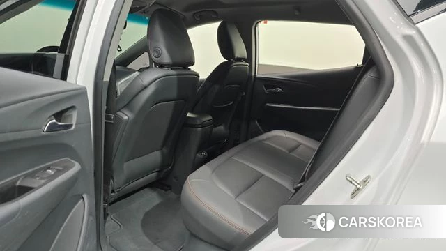 Chevrolet (GM Daewoo) Bolt EV 2021 Белый из Кореи, фото 2