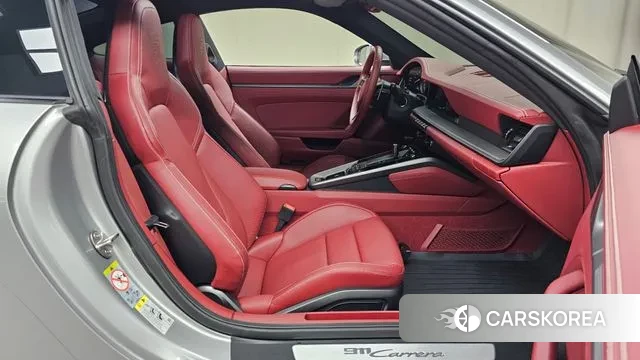 Porsche 911(992) 2024 Серебряный из Кореи, фото 2