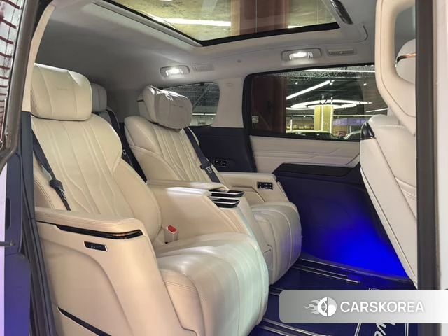 Buick century 2023 Белый из Китая, фото 2