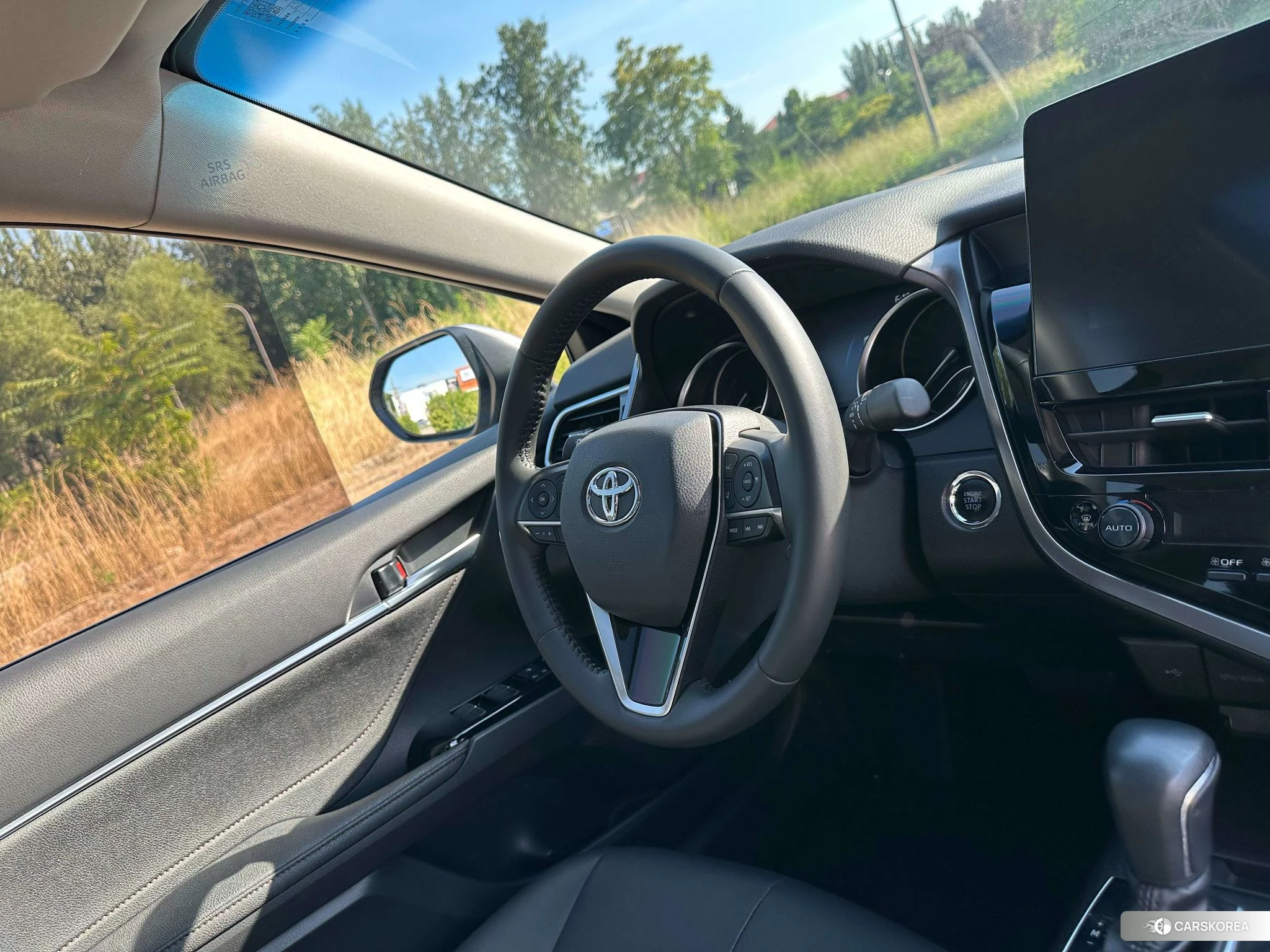 Toyota Camry 2021 Темно-серый из Китая, фото 2