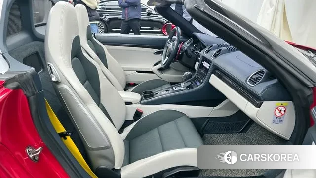 Porsche 718 Boxster 2018 Красный из Кореи, фото 2