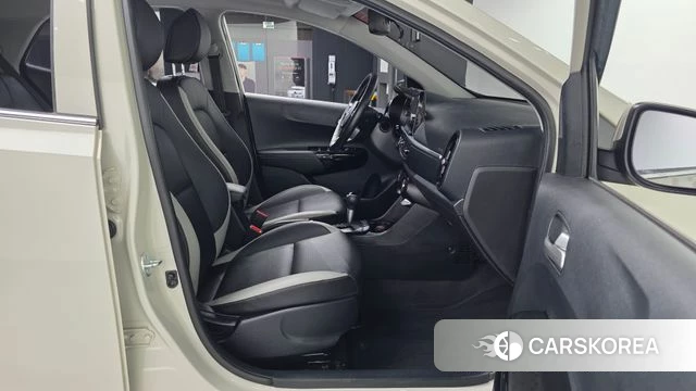 Kia Morning Urban (JA) 2023 Жемчужный цвет из Кореи, фото 2