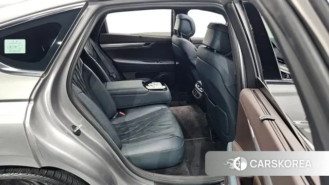 Genesis G80 (RG3) 2021 Серебристо-серый из Кореи, фото 2